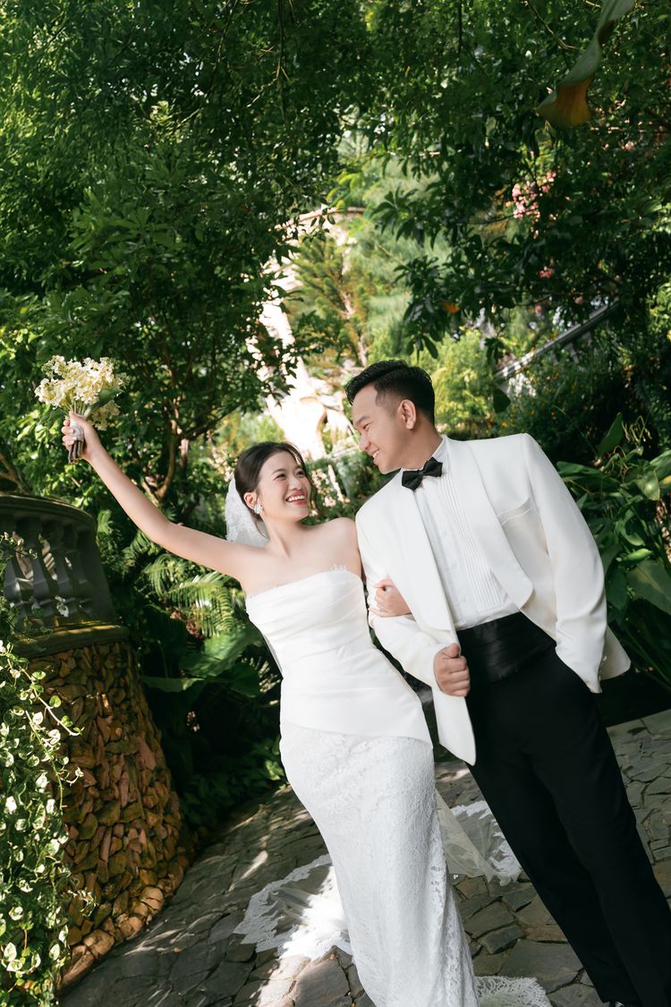 Wedding Couple Timeline